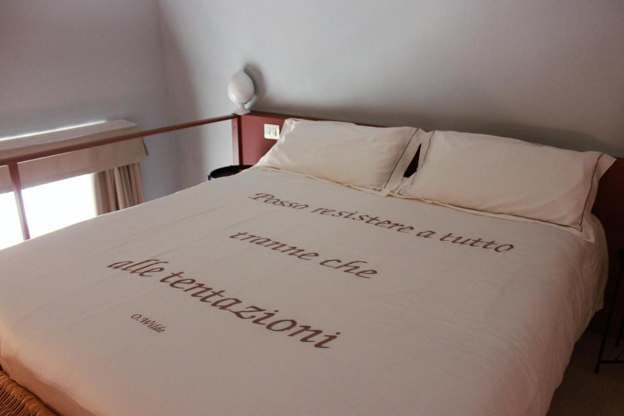 Palazzo Sul Corso-Charming Appartaments Brindisi Luaran gambar