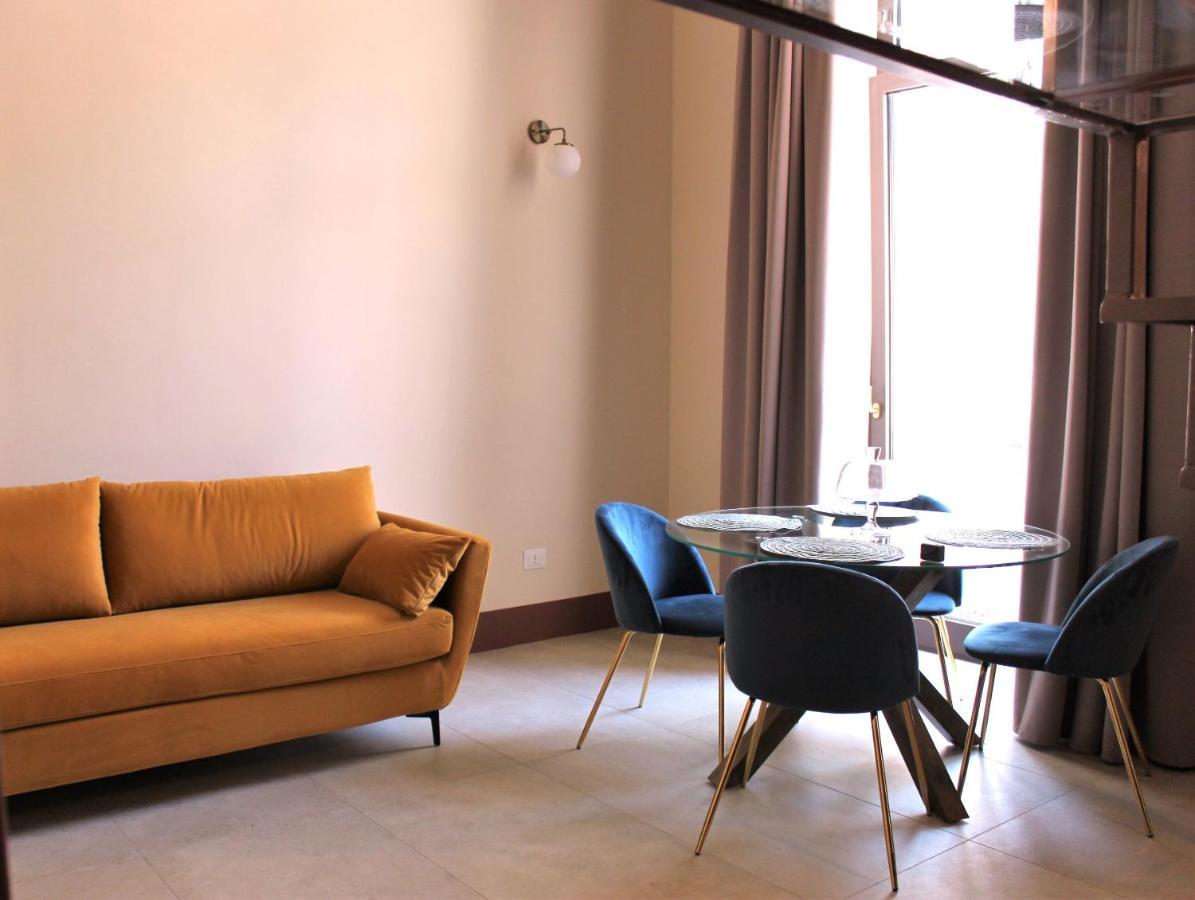 Palazzo Sul Corso-Charming Appartaments Brindisi Luaran gambar