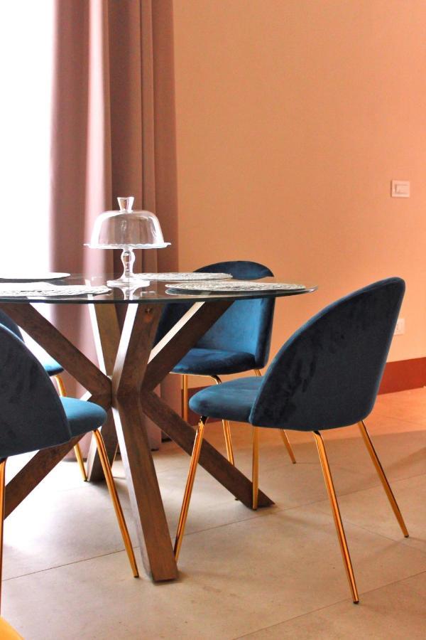 Palazzo Sul Corso-Charming Appartaments Brindisi Luaran gambar