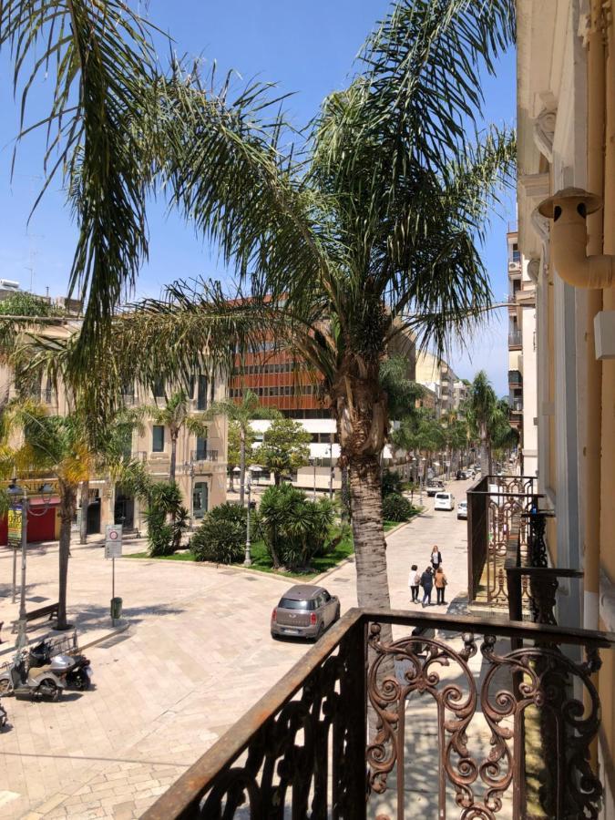 Palazzo Sul Corso-Charming Appartaments Brindisi Luaran gambar